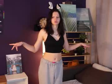 Emmiecrellin Chaturbate stream image from March 04, 2026