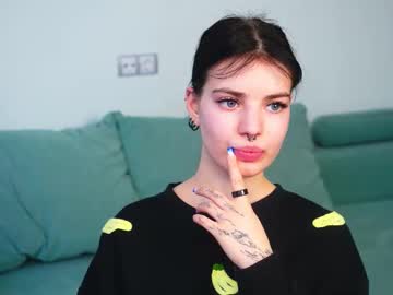 Katiabenabides Chaturbate stream image from March 04, 2026