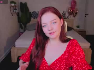 Luccy_Mullinss Chaturbate stream image from March 04, 2026