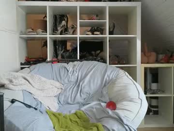 Sabdeluxe Chaturbate stream image from March 04, 2026