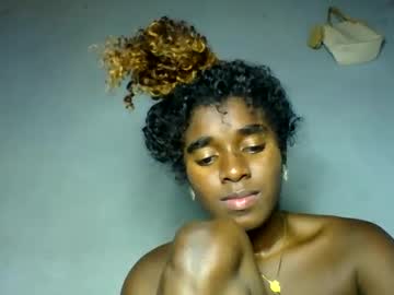 Elina981 Chaturbate stream image from March 04, 2026