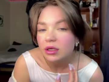 Tessanienaber Chaturbate stream image from March 04, 2026