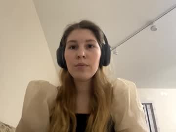 Bobbiemylott Chaturbate stream image from March 04, 2026