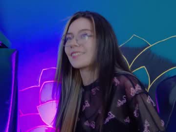 Ravennmoonn Chaturbate stream image from March 04, 2026