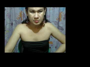 Julia111987 Chaturbate stream image from March 04, 2026