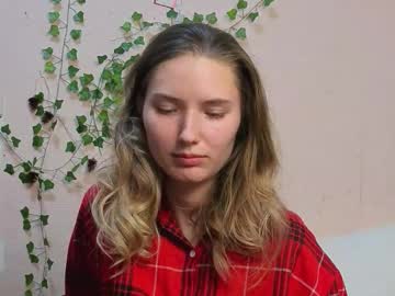 _Kikiclark_ Chaturbate stream image from March 04, 2026