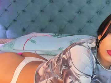 Tinyrosee Chaturbate stream image from March 04, 2026