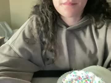 Maddyhasyummypussy Chaturbate stream image from March 05, 2026