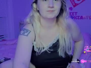 Glitchwitch Chaturbate stream image from March 05, 2026