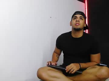 Dombylogan Chaturbate stream image from March 05, 2026