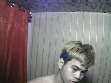 Kenshe102000 Chaturbate stream image from March 05, 2026