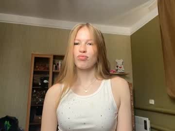 Inezkrupinsky Chaturbate stream image from March 05, 2026