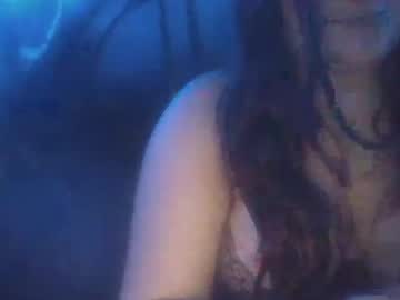 Curvykarla Chaturbate stream image from March 05, 2026