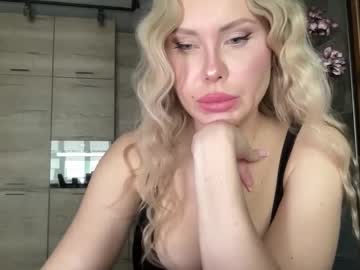 Elena_Wow Chaturbate stream image from March 05, 2026