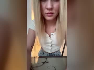 Mirahotty Chaturbate stream image from March 05, 2026