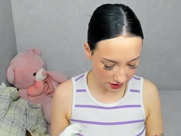 Eileenmoores Chaturbate stream image from March 05, 2026