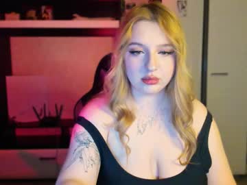 Elliequttie Chaturbate stream image from March 05, 2026