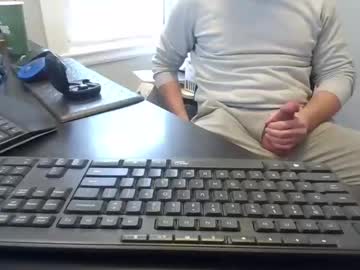 Hoverday Chaturbate stream image from March 05, 2026
