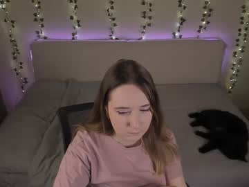 Elovinora Chaturbate stream image from March 05, 2026