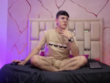 Ianblake_ Chaturbate stream image from March 05, 2026