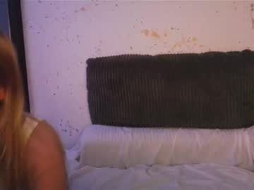 Shinyandused Chaturbate stream image from March 06, 2026