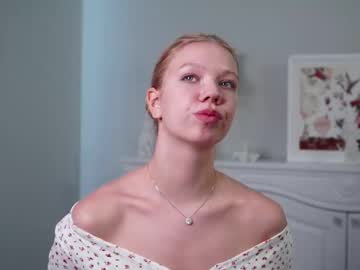 Sunniset Chaturbate stream image from March 06, 2026