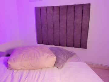 Roxanedewalle Chaturbate stream image from March 06, 2026