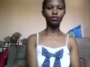 Nathalie004 Chaturbate stream image from March 06, 2026