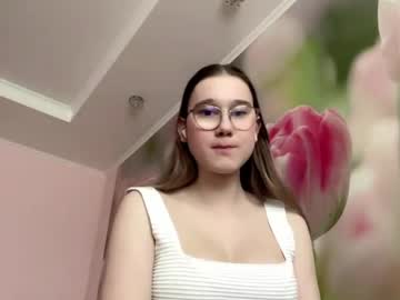 Xochitlhohm Chaturbate stream image from March 06, 2026