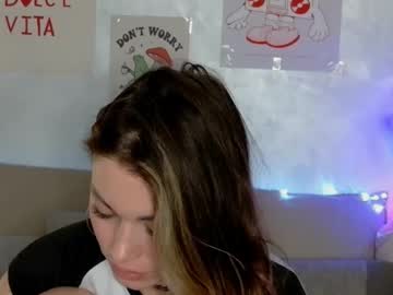Sweetiedarlingxoxox Chaturbate stream image from March 06, 2026
