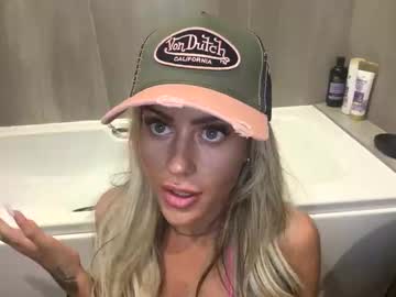 Itsmelolax Chaturbate stream image from March 07, 2026