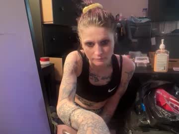 Lillithluxx Chaturbate stream image from March 07, 2026
