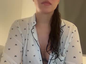 Pollyyypocket Chaturbate stream image from March 07, 2026
