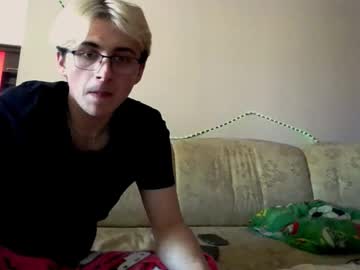 Frill1 Chaturbate stream image from March 07, 2026