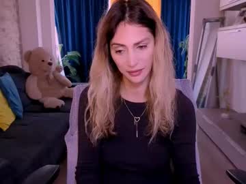 Madyeroberts Chaturbate stream image from March 07, 2026