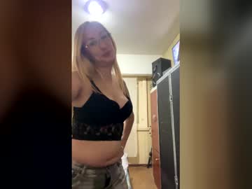 Blonde3292 Chaturbate stream image from March 07, 2026