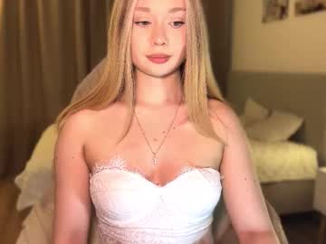 Delanona Chaturbate stream image from March 07, 2026