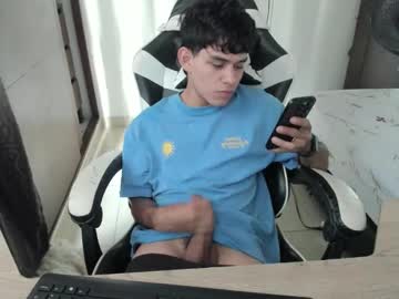 Ronaldmq20 Chaturbate stream image from March 07, 2026
