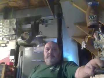 Handiemanhere Chaturbate stream image from March 08, 2026