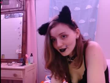 Rainbowbitterbb Chaturbate stream image from March 08, 2026