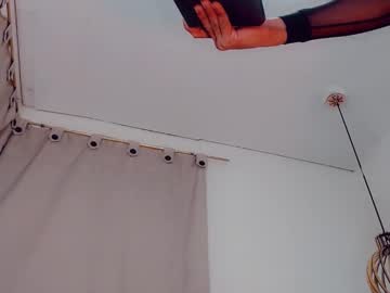 Lia_Suares Chaturbate stream image from March 08, 2026