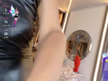Karolyn_Rousse Chaturbate stream image from March 08, 2026