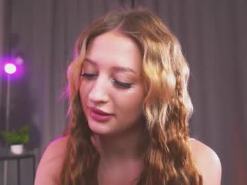 Rue_Novella Chaturbate stream image from March 08, 2026