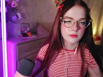 Ellahughess Chaturbate stream image from March 08, 2026