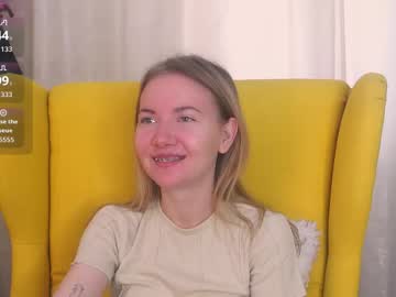 Yuricazel Chaturbate stream image from March 09, 2026