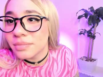 Pink_Quarz Chaturbate stream image from March 09, 2026