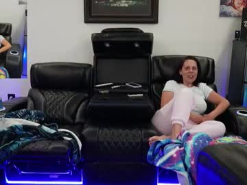 Angelsplayroom Chaturbate stream image from March 10, 2026