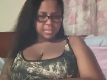 Crystallovesyouxxx Chaturbate stream image from March 10, 2026