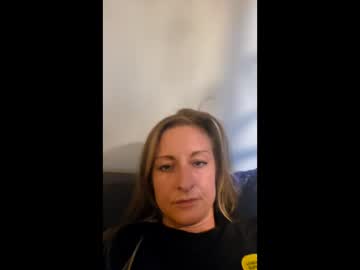 Justfelonymae Chaturbate stream image from March 10, 2026