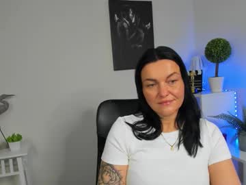Liviadreams Chaturbate stream image from March 10, 2026